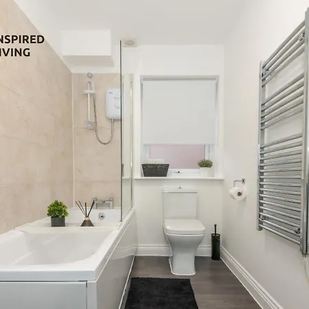 Stylish & Modern 2 Bed 2 Bath With Free Parking Апартаменты Лидс