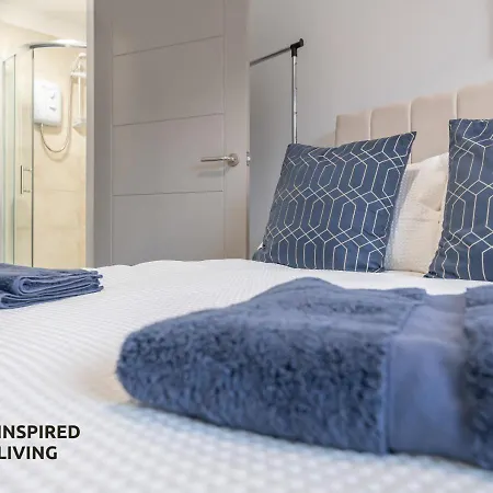 Stylish & Modern 2 Bed 2 Bath With Free Parking * Лидс