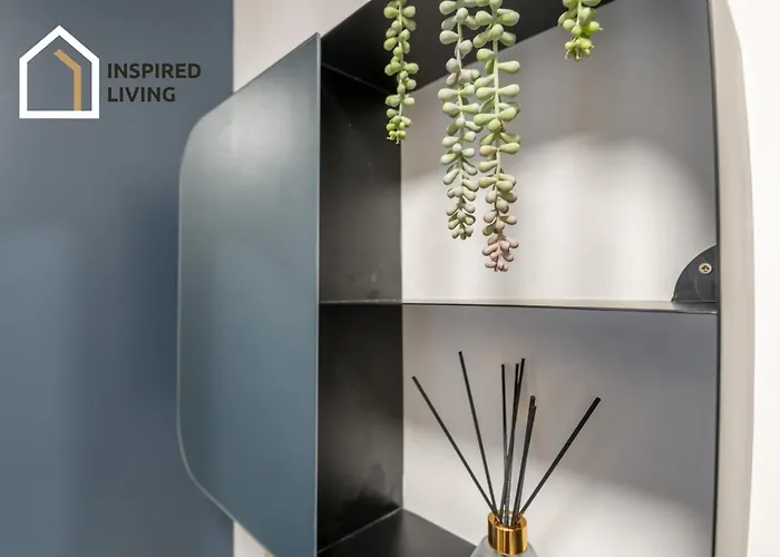 Apartament Stylish & Modern 2 Bed 2 Bath With Free Parking