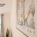 Stylish & Modern 2 Bed 2 Bath With Free Parking Apartment Leeds (West Yorkshire)