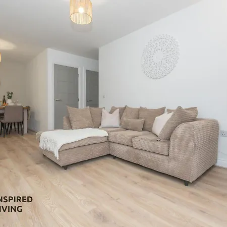 Stylish & Modern 2 Bed 2 Bath With Free Parking Apartment Leeds (West Yorkshire)